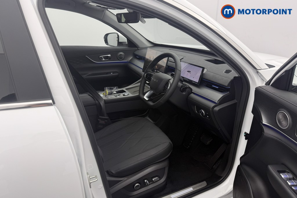 Chery Tiggo 8 Summit Automatic Petrol Plug-In Hybrid SUV - Stock Number (1619413) - 1st supplementary image