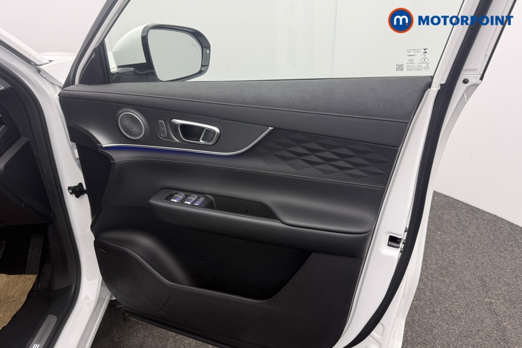 Chery Tiggo 8 Summit Automatic Petrol Plug-In Hybrid SUV - Stock Number (1619418) - 2nd supplementary image