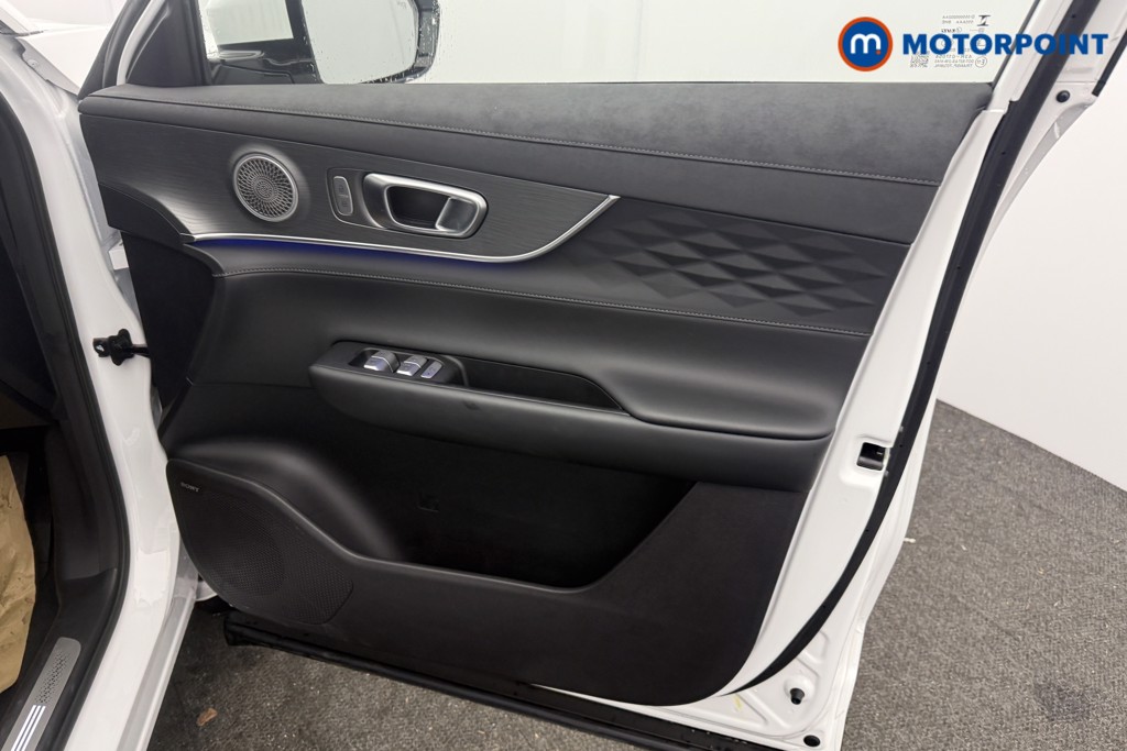 Chery Tiggo 8 Summit Automatic Petrol Plug-In Hybrid SUV - Stock Number (1619422) - 2nd supplementary image