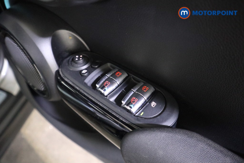 Mini Hatchback Cooper Classic Automatic Petrol Hatchback - Stock Number (1619555) - 13th supplementary image