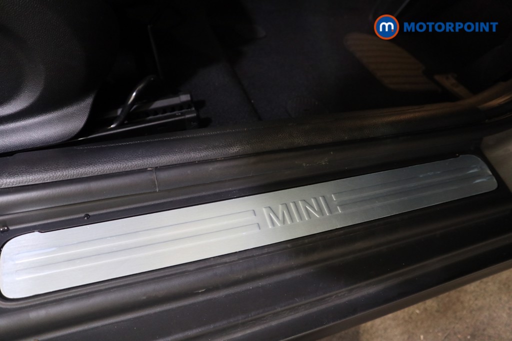 Mini Hatchback Cooper Classic Automatic Petrol Hatchback - Stock Number (1619555) - 15th supplementary image