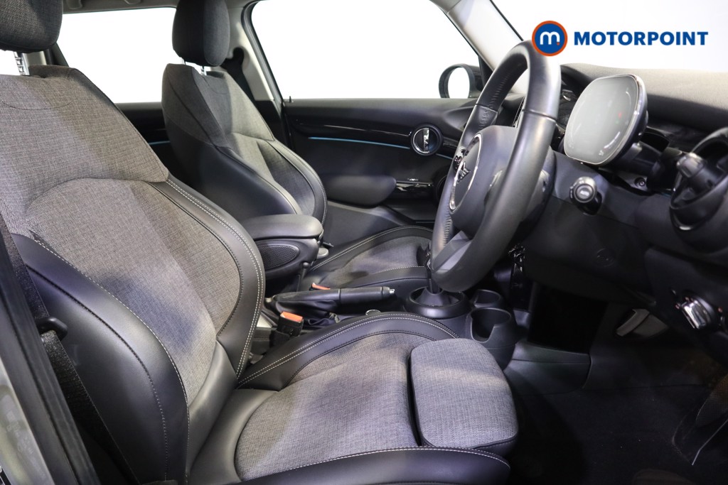 Mini Hatchback Cooper Classic Automatic Petrol Hatchback - Stock Number (1619555) - 16th supplementary image