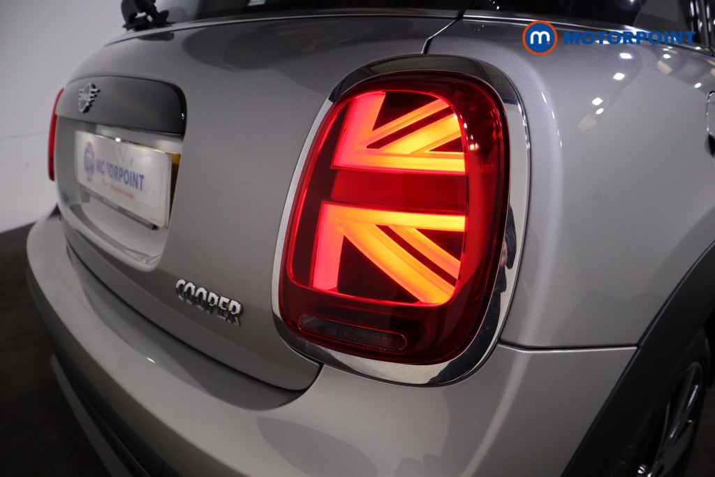 Mini Hatchback Cooper Classic Automatic Petrol Hatchback - Stock Number (1619555) - 27th supplementary image