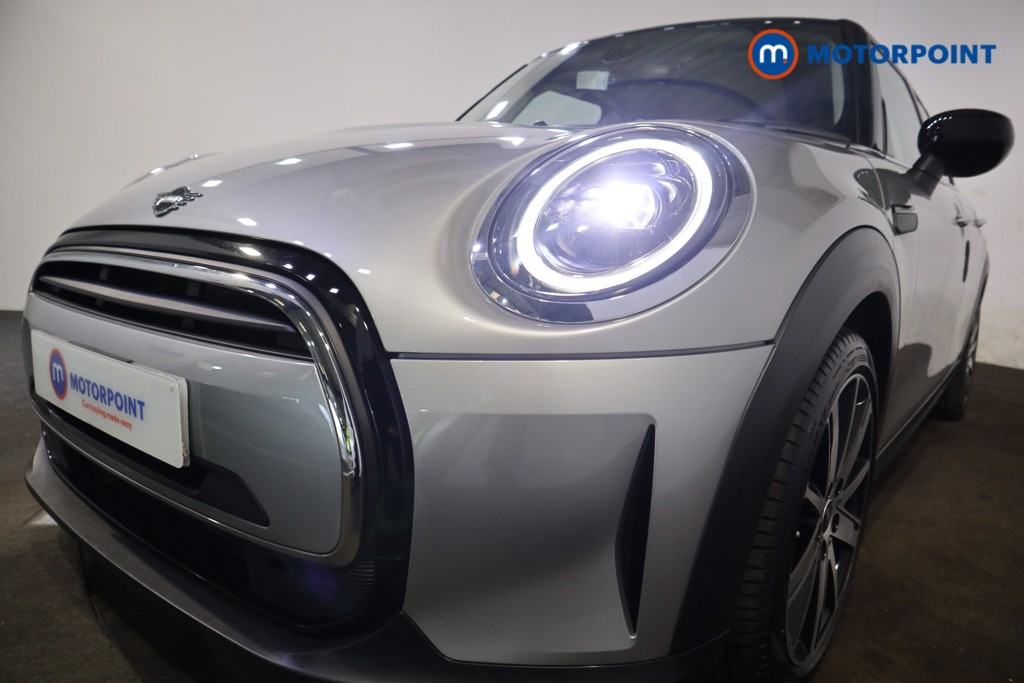 Mini Hatchback Cooper Classic Automatic Petrol Hatchback - Stock Number (1619555) - 32nd supplementary image