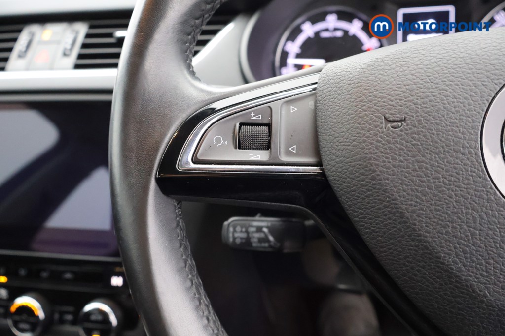 Skoda Octavia Se Technology Manual Petrol Hatchback - Stock Number (1619933) - 2nd supplementary image