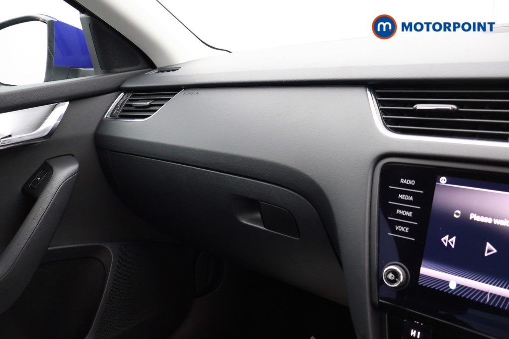 Skoda Octavia Se Technology Manual Petrol Hatchback - Stock Number (1619933) - 10th supplementary image