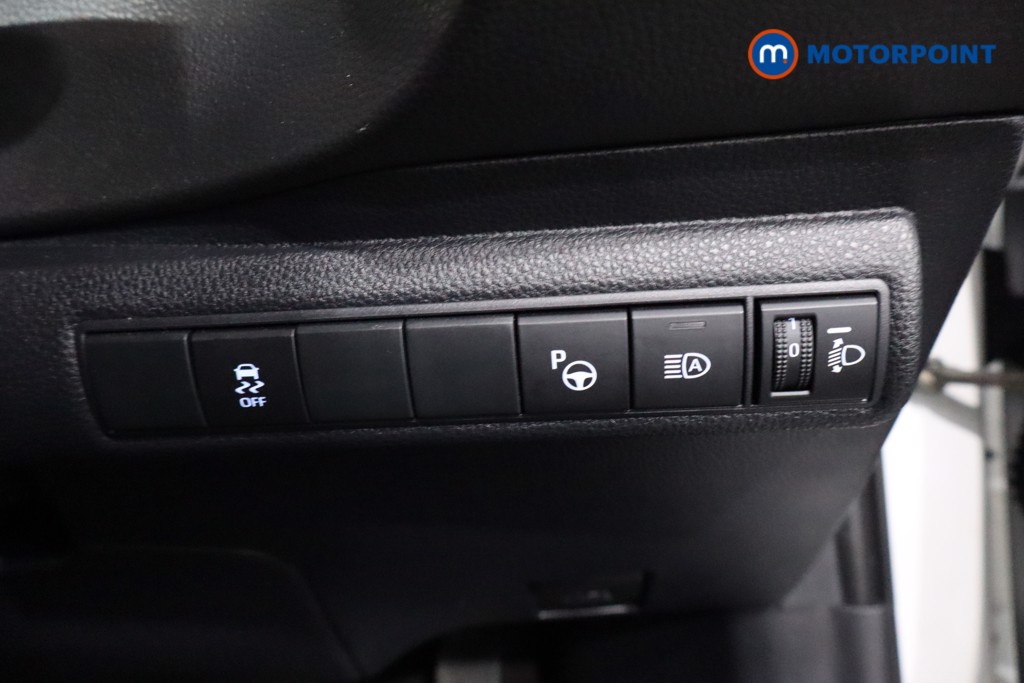 Toyota Corolla Gr Sport Automatic Petrol-Electric Hybrid Hatchback - Stock Number (1620391) - 17th supplementary image