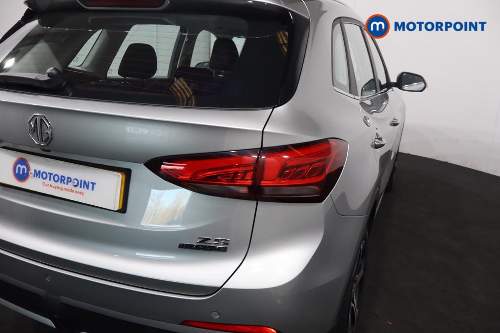 Mg Motor Uk ZS SE Automatic Petrol-Electric Hybrid SUV - Stock Number (1620683) - 2nd supplementary image