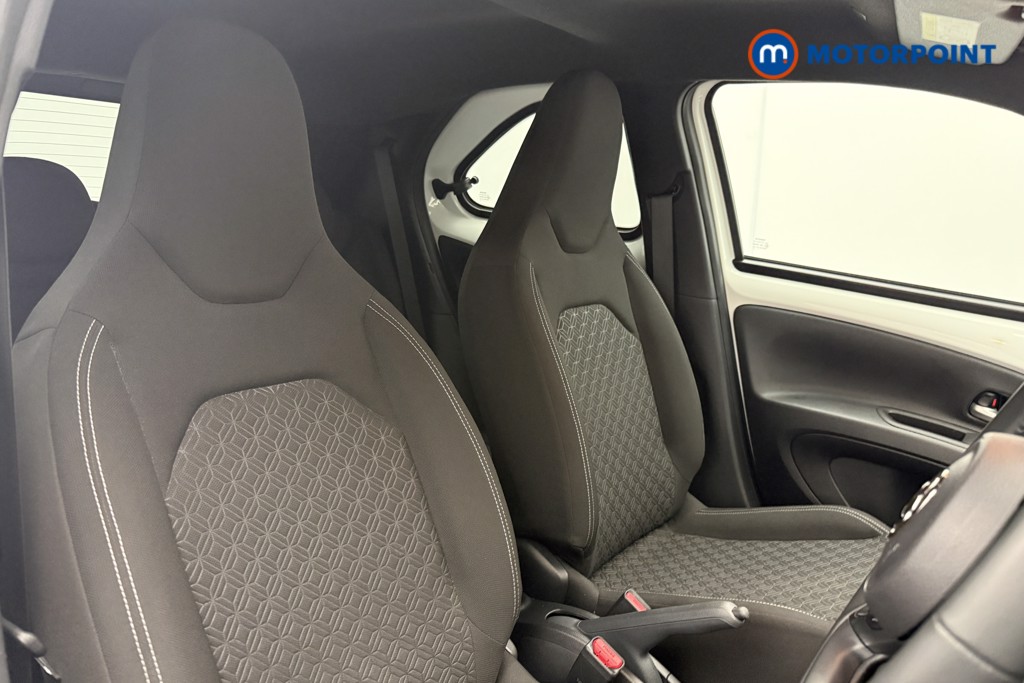 Toyota Aygo X Edge Automatic Petrol Hatchback - Stock Number (1620710) - 6th supplementary image