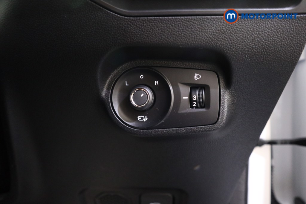 Mg Motor Uk MG4 Trophy Automatic Electric SUV - Stock Number (1620863) - 12th supplementary image