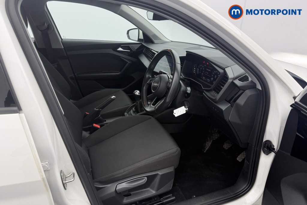 Audi A1 Technik Manual Petrol Hatchback - Stock Number (1620865) - 1st supplementary image