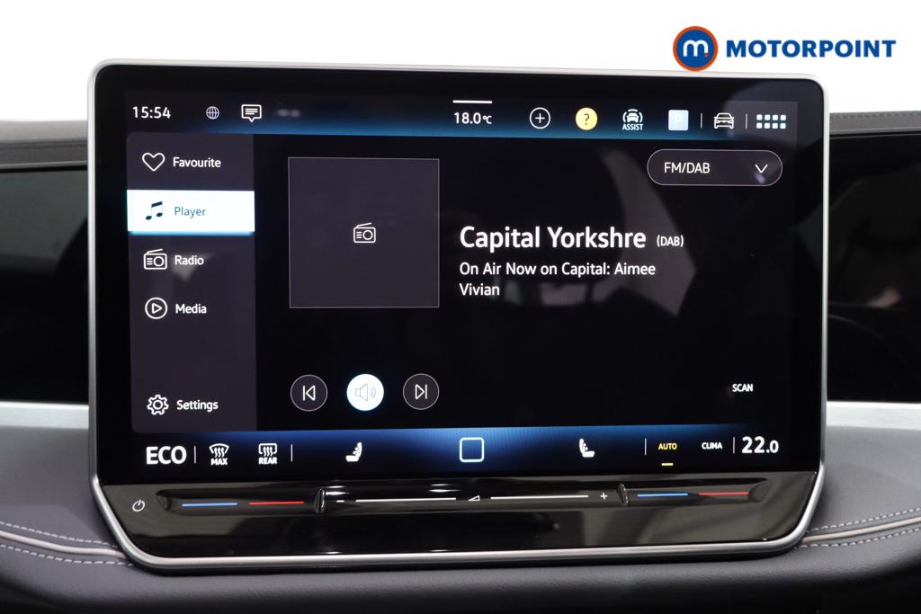 Volkswagen Passat Life Automatic Petrol Plug-In Hybrid Estate - Stock Number (1620880) - 2nd supplementary image