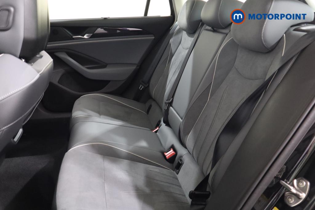 Volkswagen Passat Life Automatic Petrol Plug-In Hybrid Estate - Stock Number (1620880) - 16th supplementary image