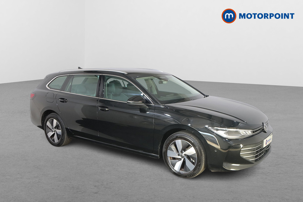 Volkswagen Passat Life Automatic Petrol Plug-In Hybrid Estate - Stock Number (1620880) - Drivers side front corner