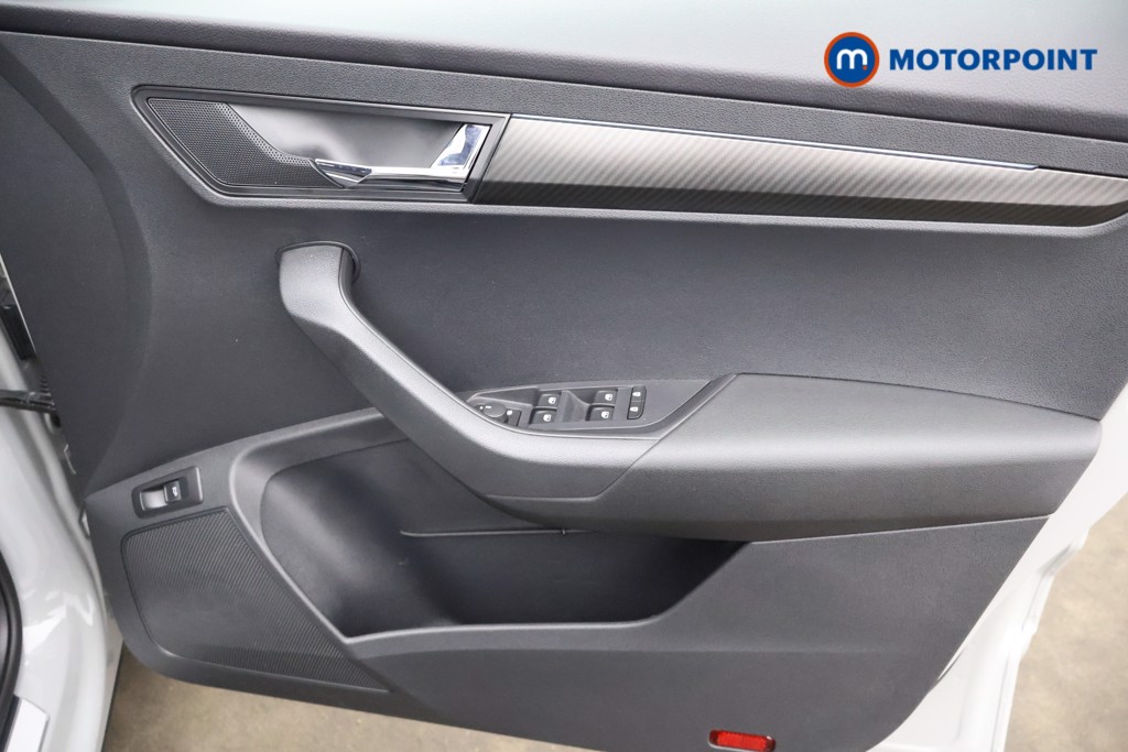 Skoda Karoq Sportline Edition Automatic Petrol SUV - Stock Number (1620995) - 11th supplementary image