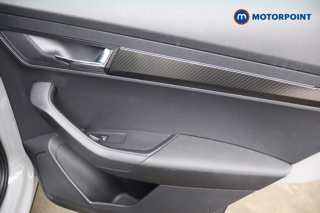 Skoda Karoq Sportline Edition Automatic Petrol SUV - Stock Number (1620995) - 16th supplementary image