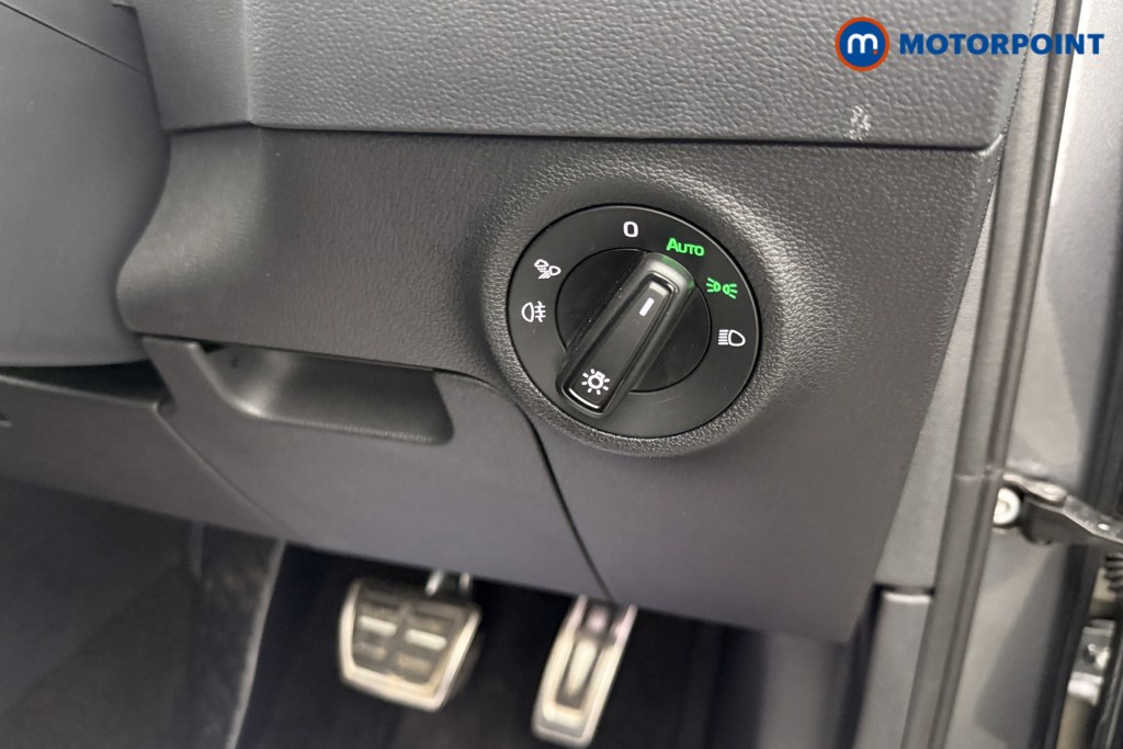 Skoda Karoq Sportline Edition Automatic Petrol SUV - Stock Number (1621012) - 3rd supplementary image