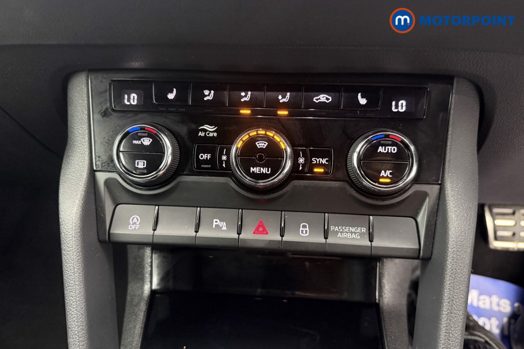 Skoda Karoq Sportline Edition Automatic Petrol SUV - Stock Number (1621012) - 11th supplementary image