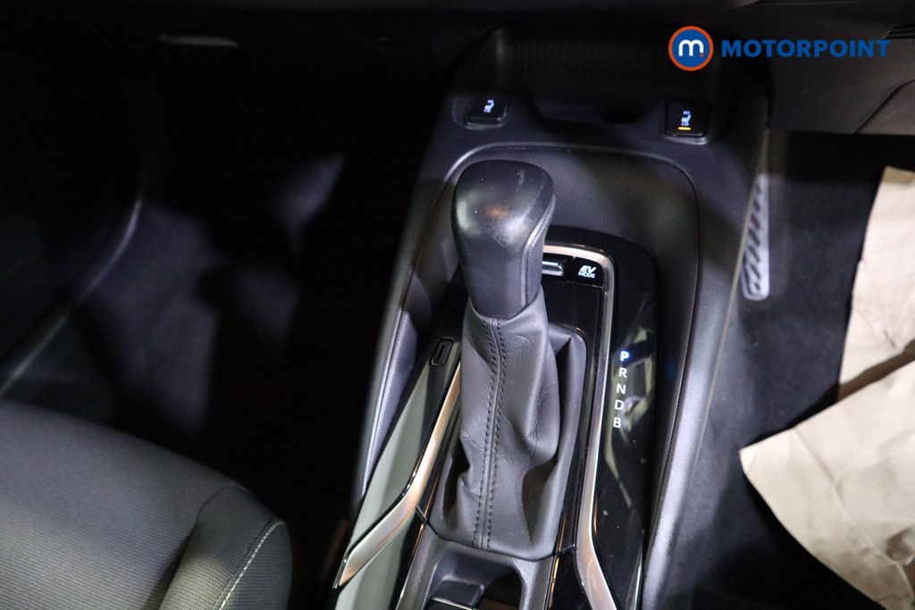 Toyota Corolla Icon Tech Automatic Petrol-Electric Hybrid Hatchback - Stock Number (1621153) - 9th supplementary image