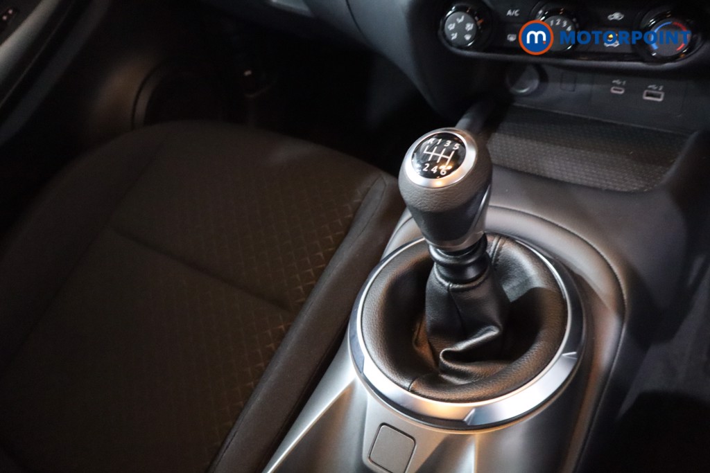 Nissan Juke Acenta Premium Manual Petrol SUV - Stock Number (1621194) - 20th supplementary image