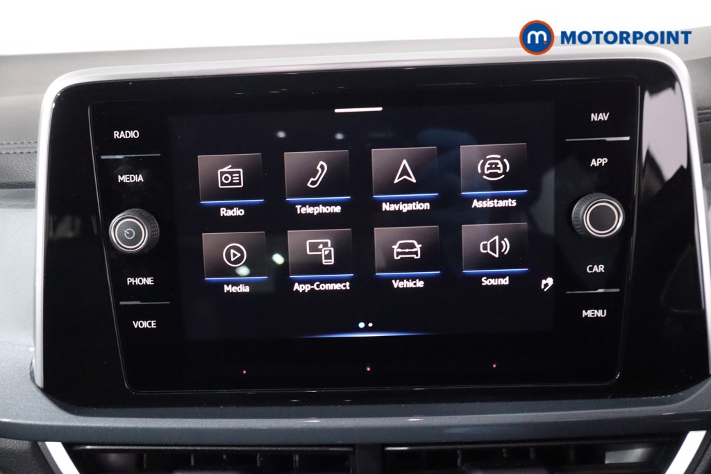 Volkswagen T-Roc Style Manual Petrol SUV - Stock Number (1621269) - 2nd supplementary image