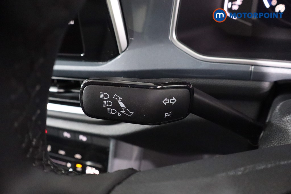 Volkswagen T-Roc Style Manual Petrol SUV - Stock Number (1621269) - 15th supplementary image