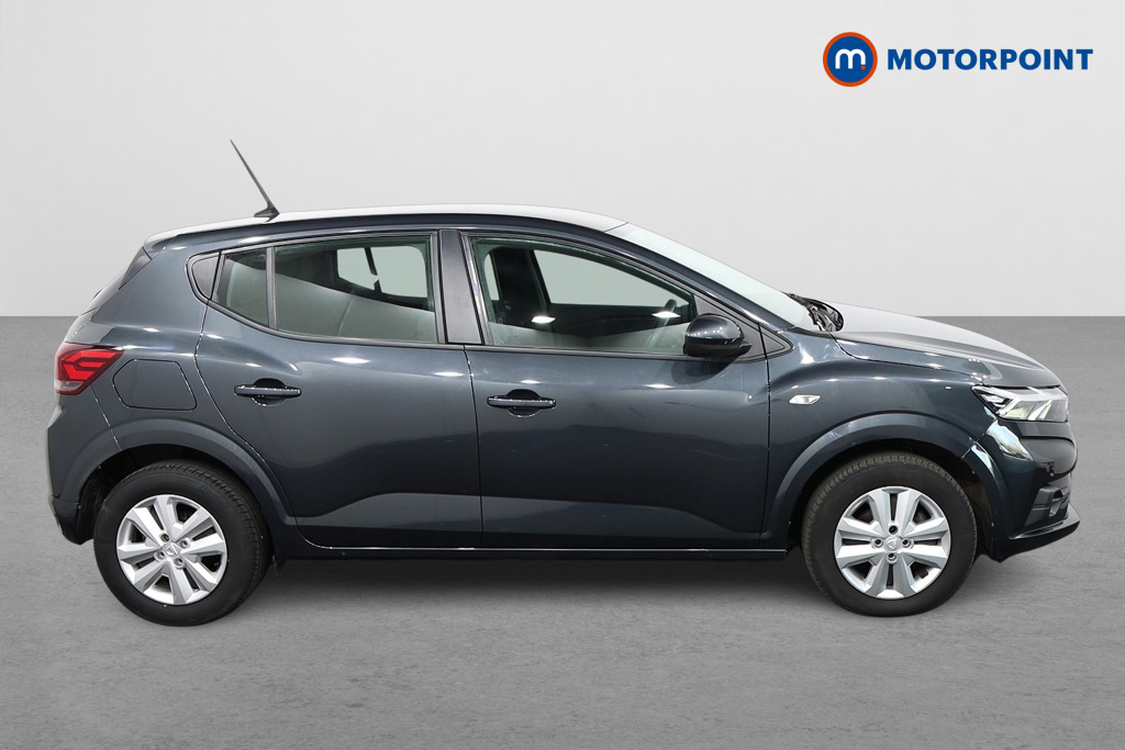Dacia Sandero Comfort Manual Petrol Hatchback - Stock Number (1621401) - Drivers side