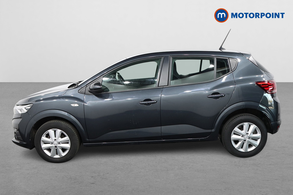 Dacia Sandero Comfort Manual Petrol Hatchback - Stock Number (1621401) - Passenger side