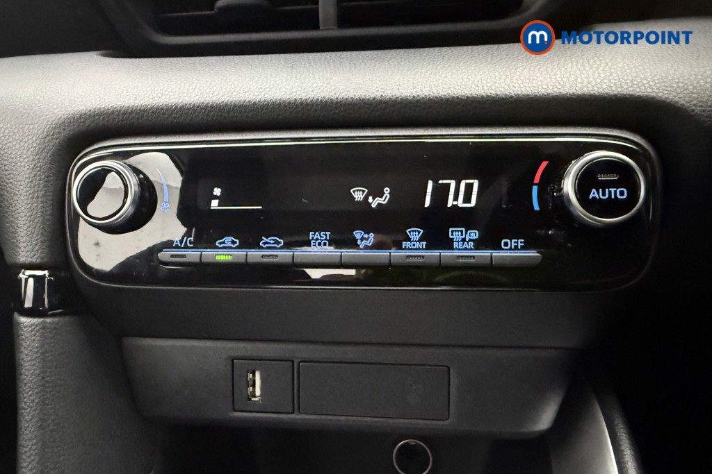 Toyota Yaris Icon Automatic Petrol-Electric Hybrid Hatchback - Stock Number (1621418) - 15th supplementary image