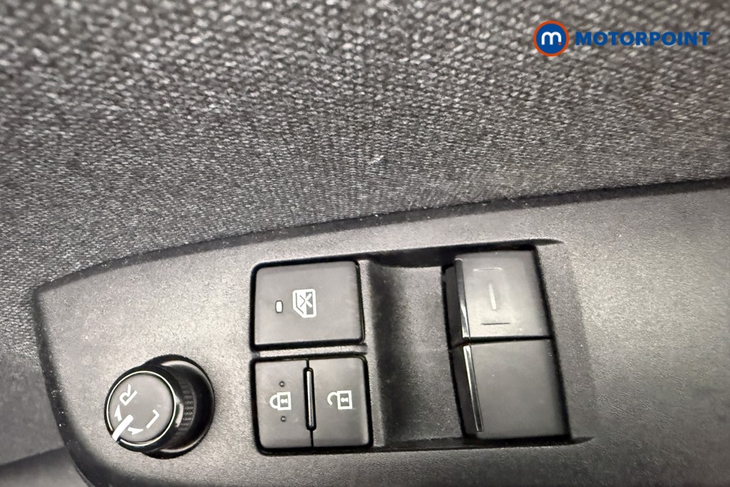 Toyota Yaris Icon Automatic Petrol-Electric Hybrid Hatchback - Stock Number (1621418) - 18th supplementary image