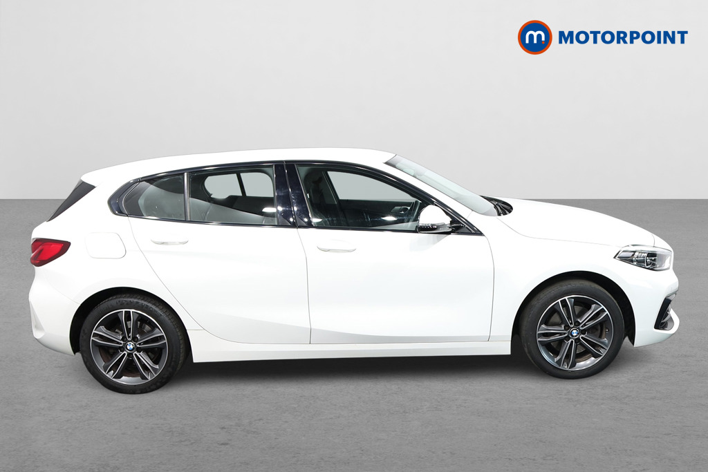 BMW 1 Series Sport Manual Petrol Hatchback - Stock Number (1621768) - Drivers side
