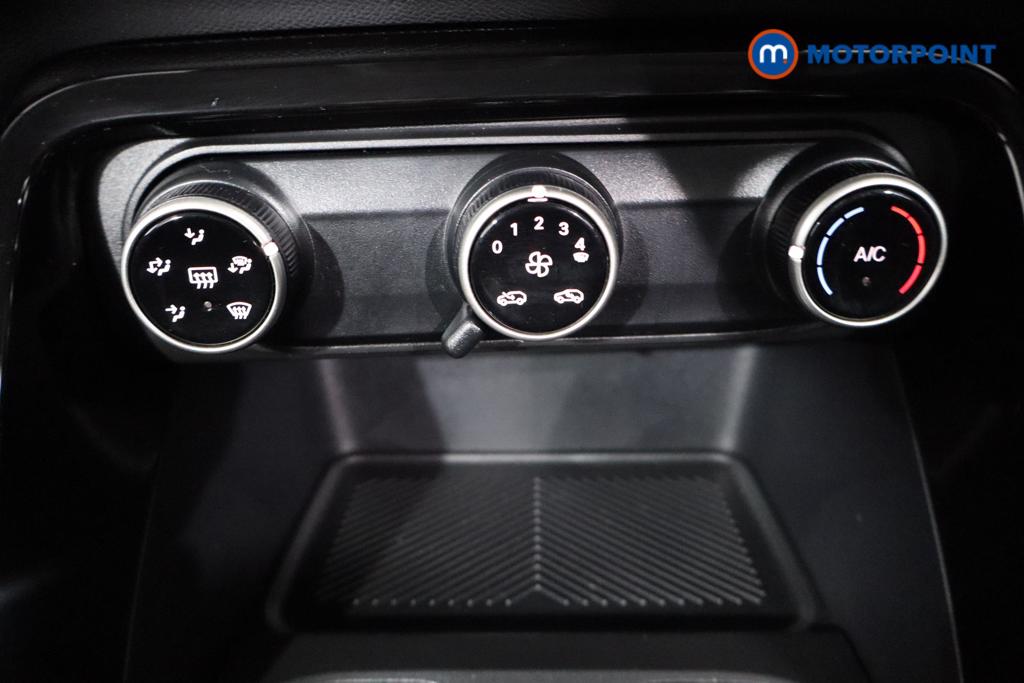 Citroen C3 Plus Manual Petrol Hatchback - Stock Number (1621882) - 3rd supplementary image