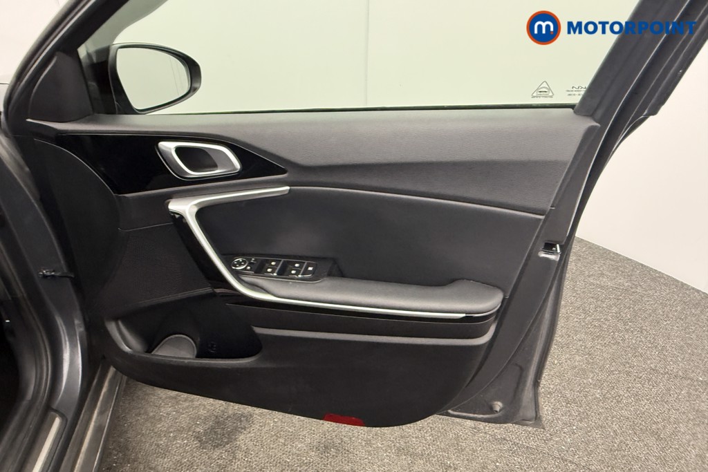 KIA Xceed Gt-Line Manual Petrol Hatchback - Stock Number (1622387) - 2nd supplementary image