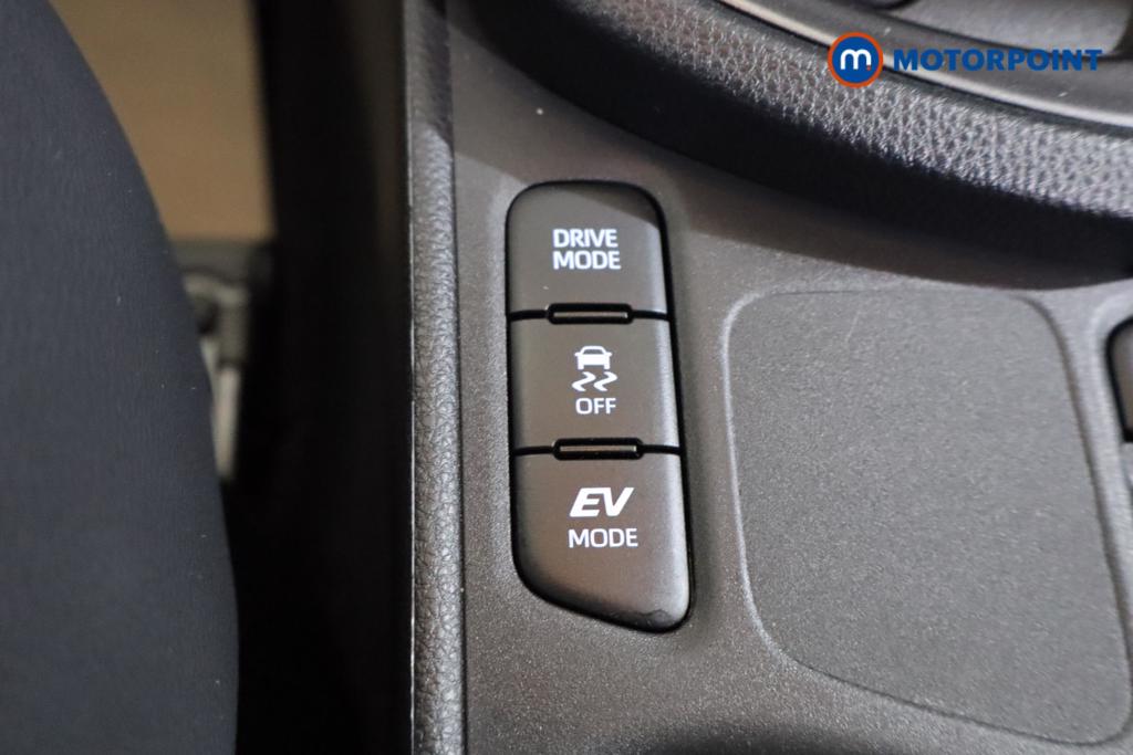 Toyota Yaris Cross Gr Sport Automatic Petrol-Electric Hybrid Estate - Stock Number (1622586) - 5th supplementary image