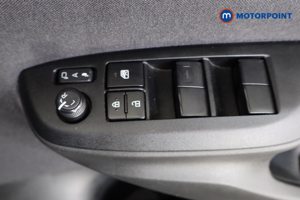 Toyota Yaris Cross Gr Sport Automatic Petrol-Electric Hybrid Estate - Stock Number (1622586) - 14th supplementary image