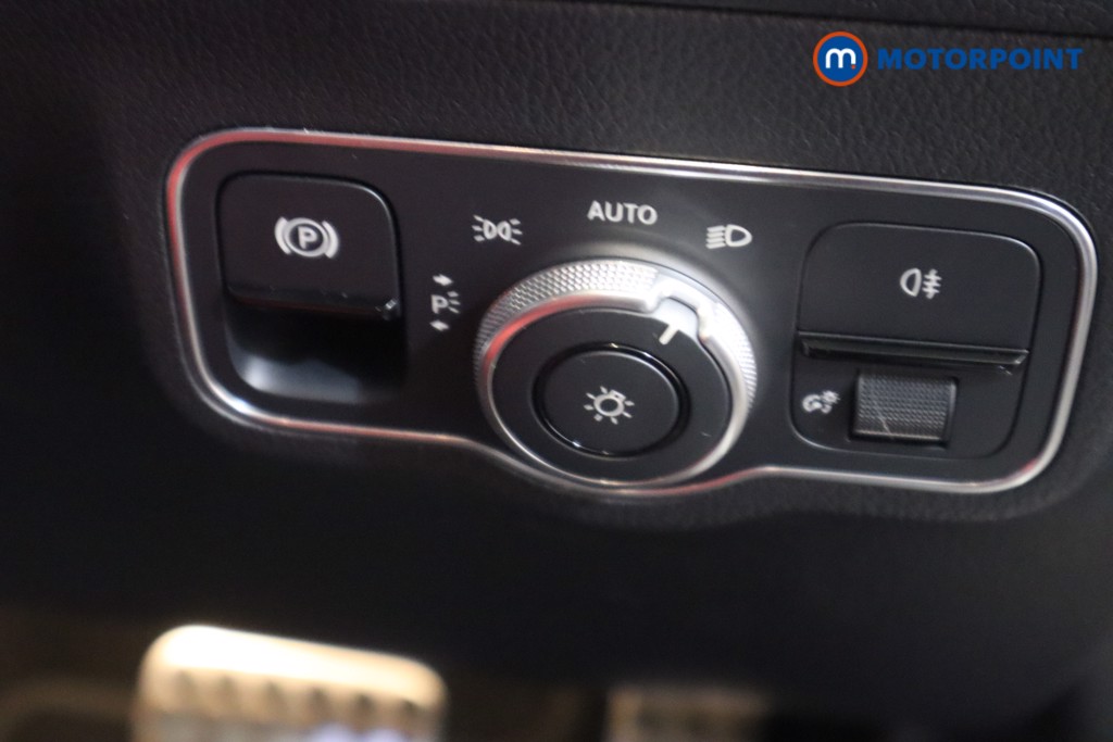 Mercedes-Benz GLA Exclusive Edition Automatic Petrol Plug-In Hybrid SUV - Stock Number (1585646) - 18th supplementary image