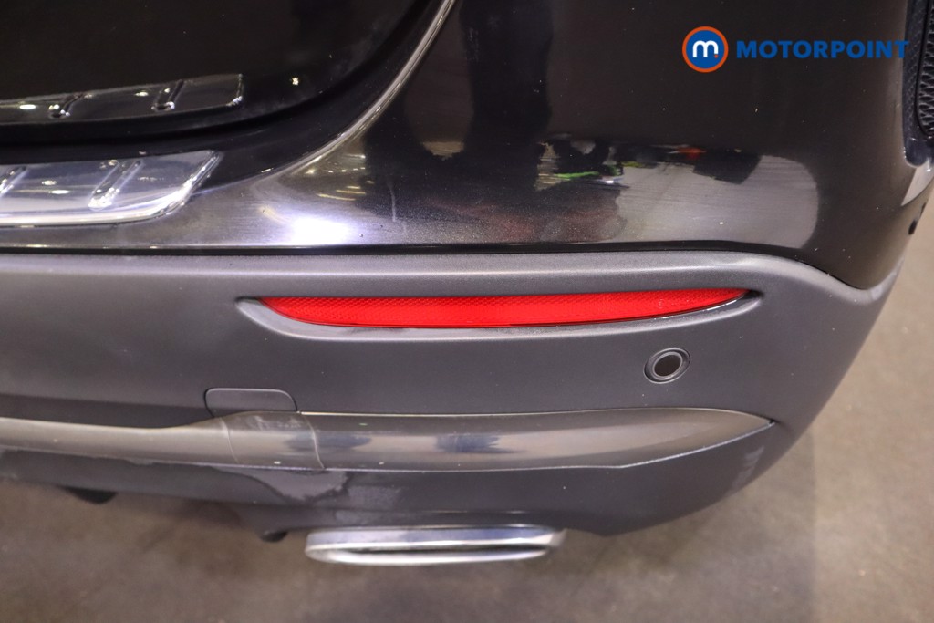 Mercedes-Benz GLA Exclusive Edition Automatic Petrol Plug-In Hybrid SUV - Stock Number (1585646) - 32nd supplementary image