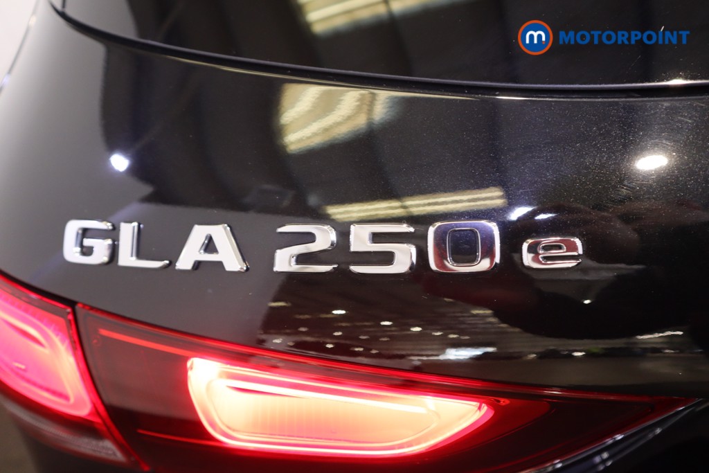 Mercedes-Benz GLA Exclusive Edition Automatic Petrol Plug-In Hybrid SUV - Stock Number (1585646) - 33rd supplementary image