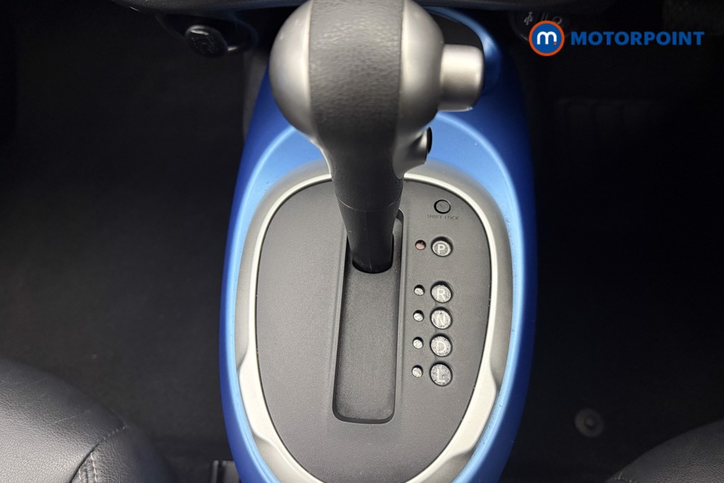 Nissan Juke Tekna Automatic Petrol SUV - Stock Number (1599795) - 7th supplementary image