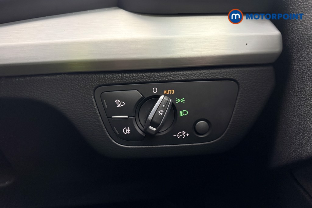 Audi Q5 S Line Automatic Petrol Plug-In Hybrid SUV - Stock Number (1603347) - 17th supplementary image