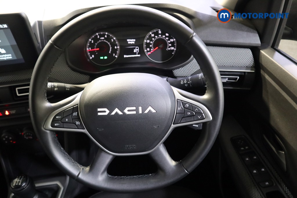 Dacia Sandero Expression Manual Petrol Hatchback - Stock Number (1608375) - 2nd supplementary image