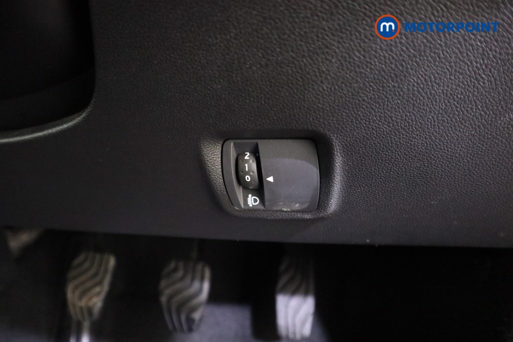 Dacia Sandero Expression Manual Petrol Hatchback - Stock Number (1608375) - 14th supplementary image