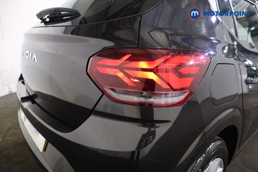 Dacia Sandero Expression Manual Petrol Hatchback - Stock Number (1608375) - 29th supplementary image