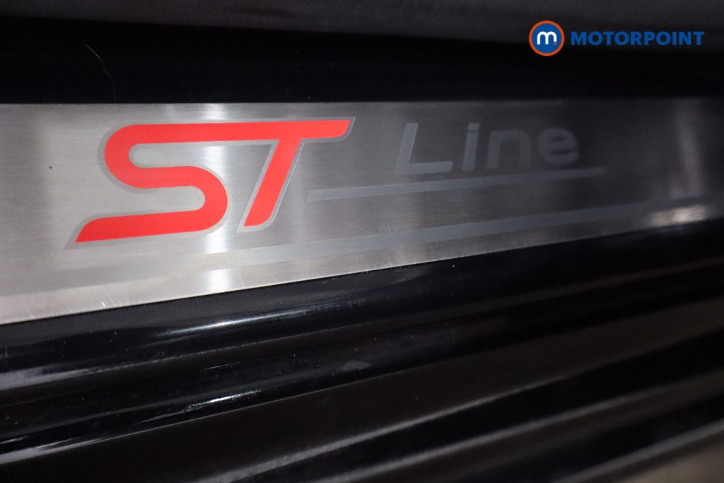 Ford Focus St-Line X Automatic Petrol Hatchback - Stock Number (1609007) - 22nd supplementary image