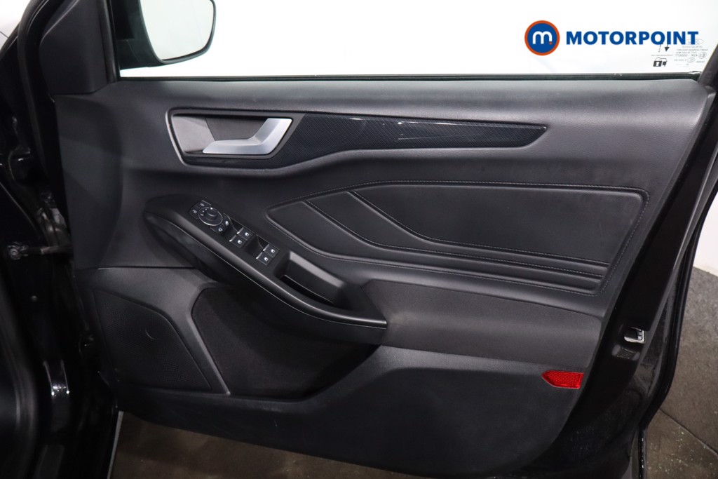 Ford Focus St-Line X Automatic Petrol Hatchback - Stock Number (1609007) - 23rd supplementary image