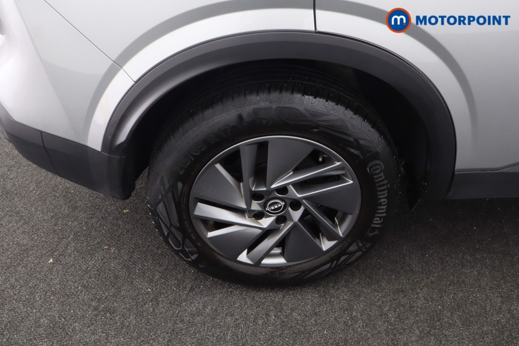 Nissan Qashqai Acenta Premium Automatic Petrol SUV - Stock Number (1610447) - 21st supplementary image