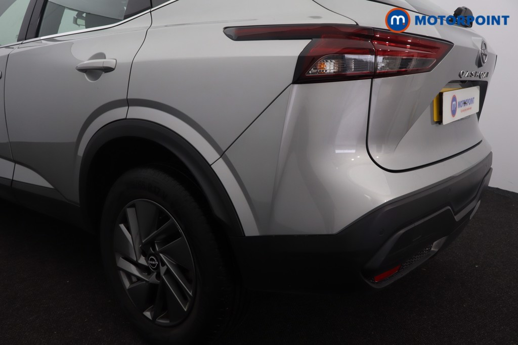 Nissan Qashqai Acenta Premium Automatic Petrol SUV - Stock Number (1610447) - 31st supplementary image