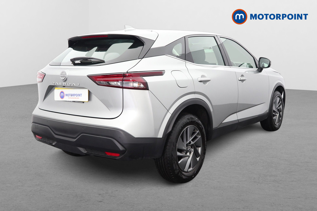 Nissan Qashqai Acenta Premium Automatic Petrol SUV - Stock Number (1610447) - Drivers side rear corner
