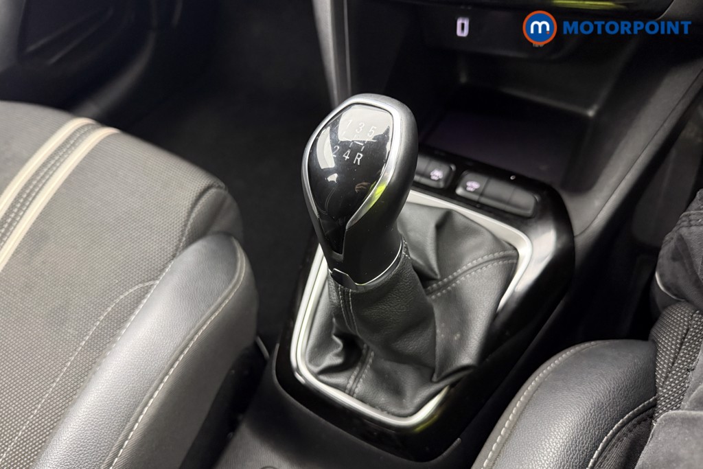 Vauxhall Corsa GS Manual Petrol Hatchback - Stock Number (1611258) - 4th supplementary image