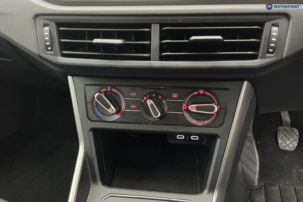 Volkswagen Polo Match Manual Petrol Hatchback - Stock Number (1611411) - 18th supplementary image